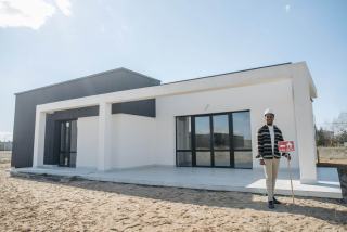 Agence en ligne ou agence de quartier, quel service pour vendre sa maison