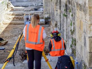 Bornage d'un terrain : le prix, les étapes et qui paie la facture